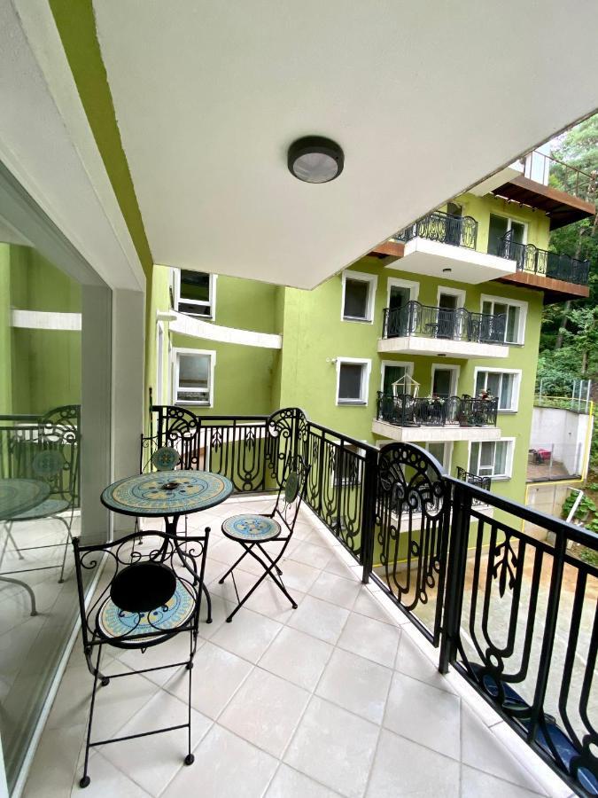 Nature Apartment - Minutes Away From The Old Town And Afi Mall Brașov Exterior foto